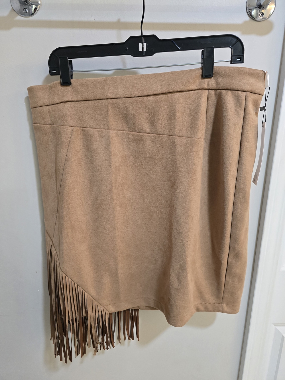 Women's Suede Fringe Mini Skirt - Tan